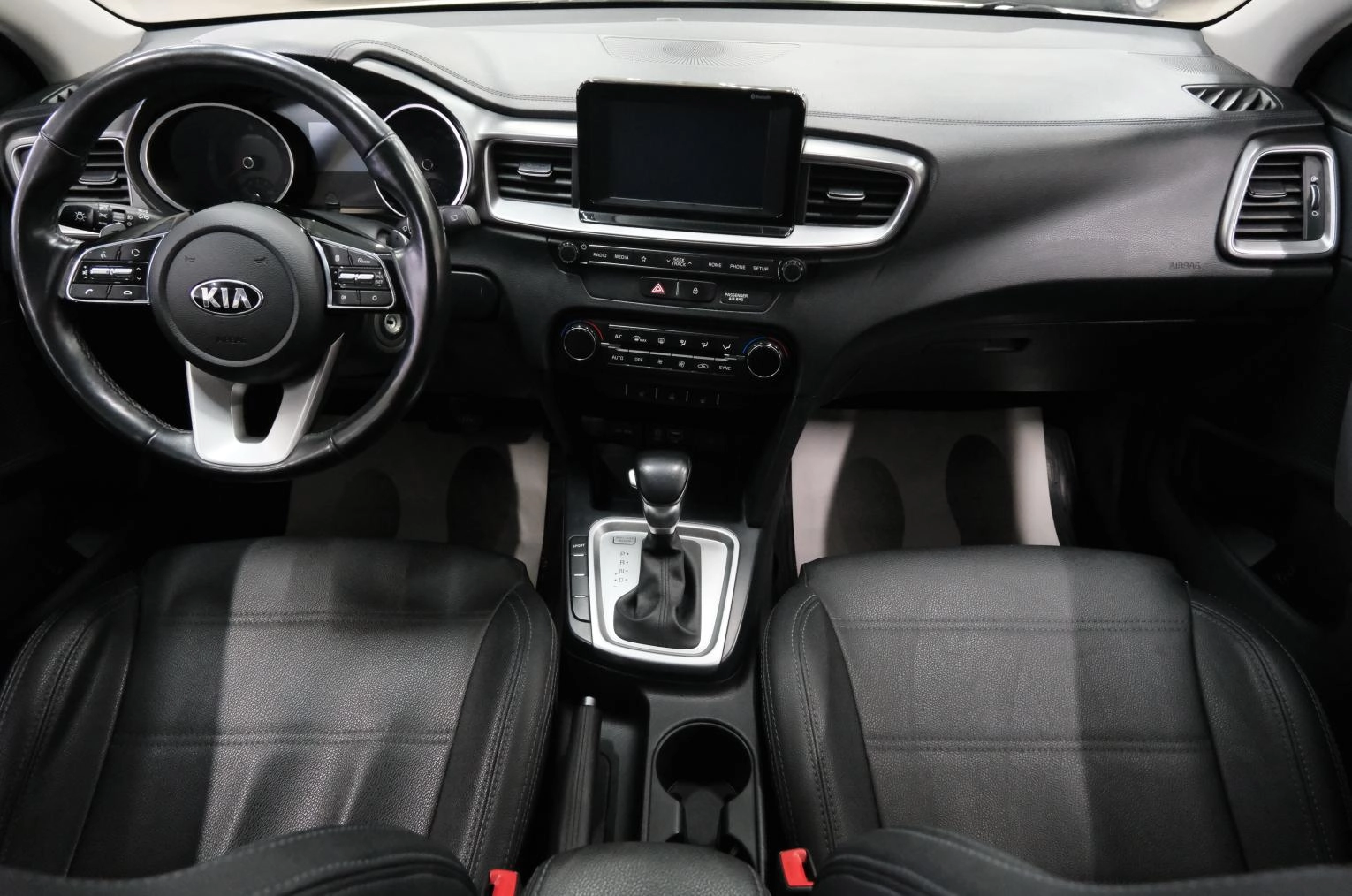 KIA cee'd 13 из 23