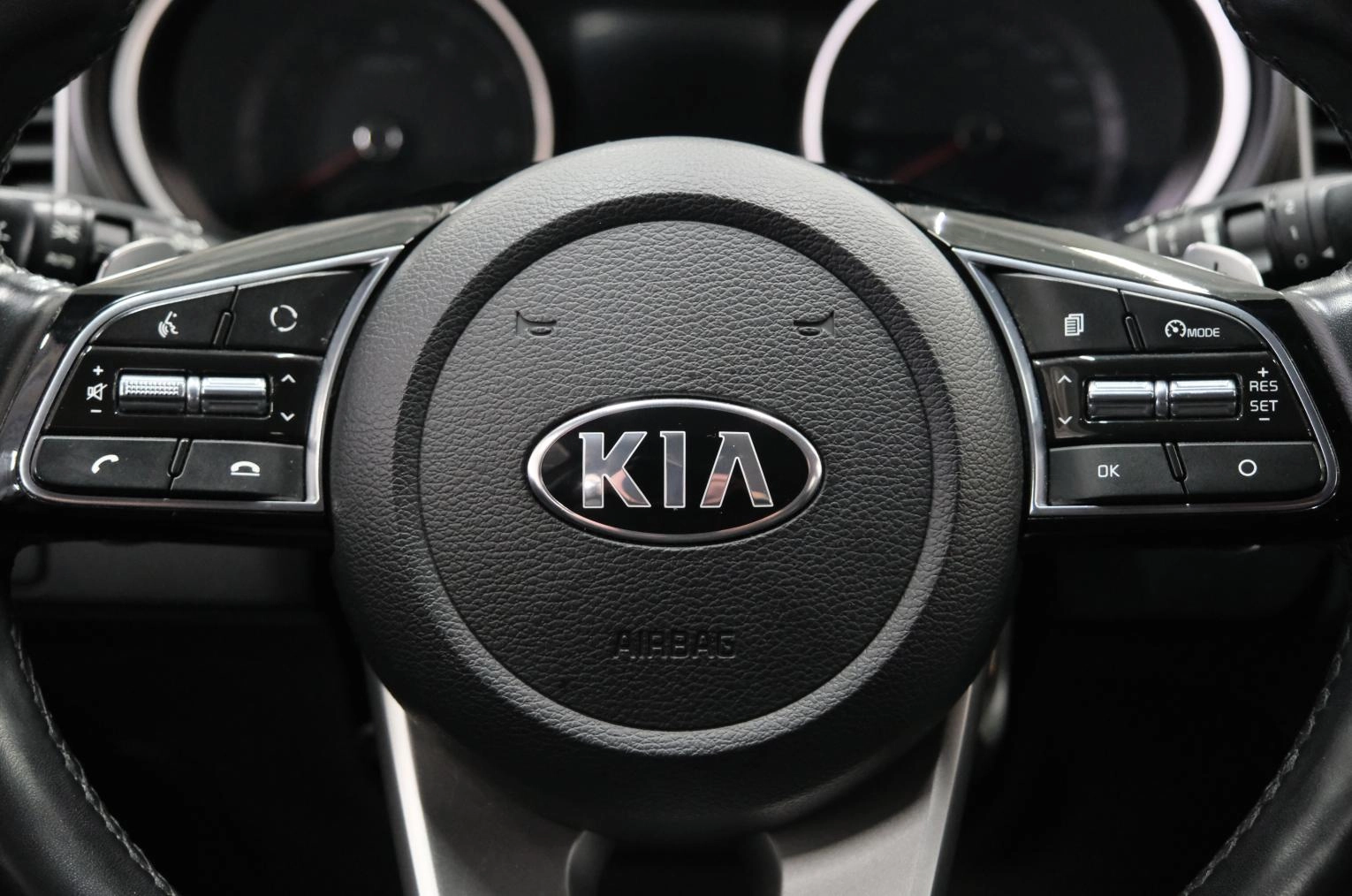KIA cee'd 12 из 23