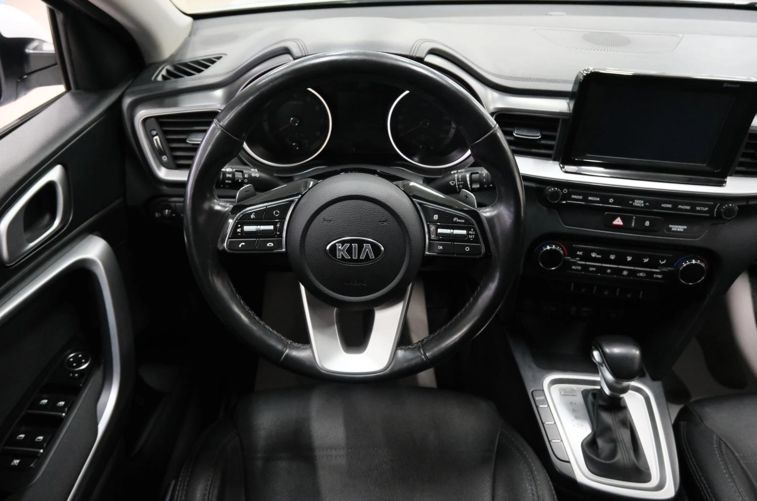 KIA cee'd 11 из 23