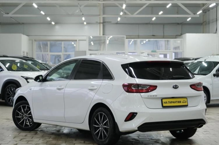 KIA cee'd 4 из 5
