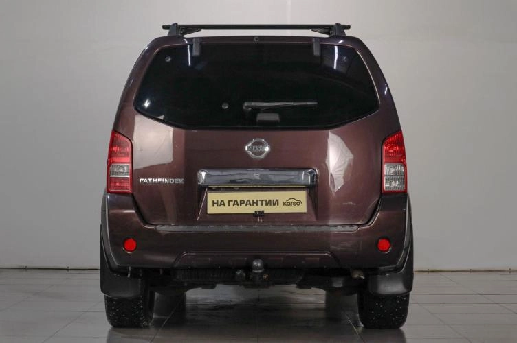 Nissan Pathfinder 5 из 6