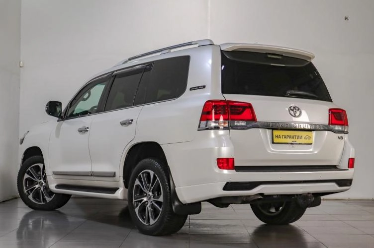Toyota Land Cruiser 4 из 5