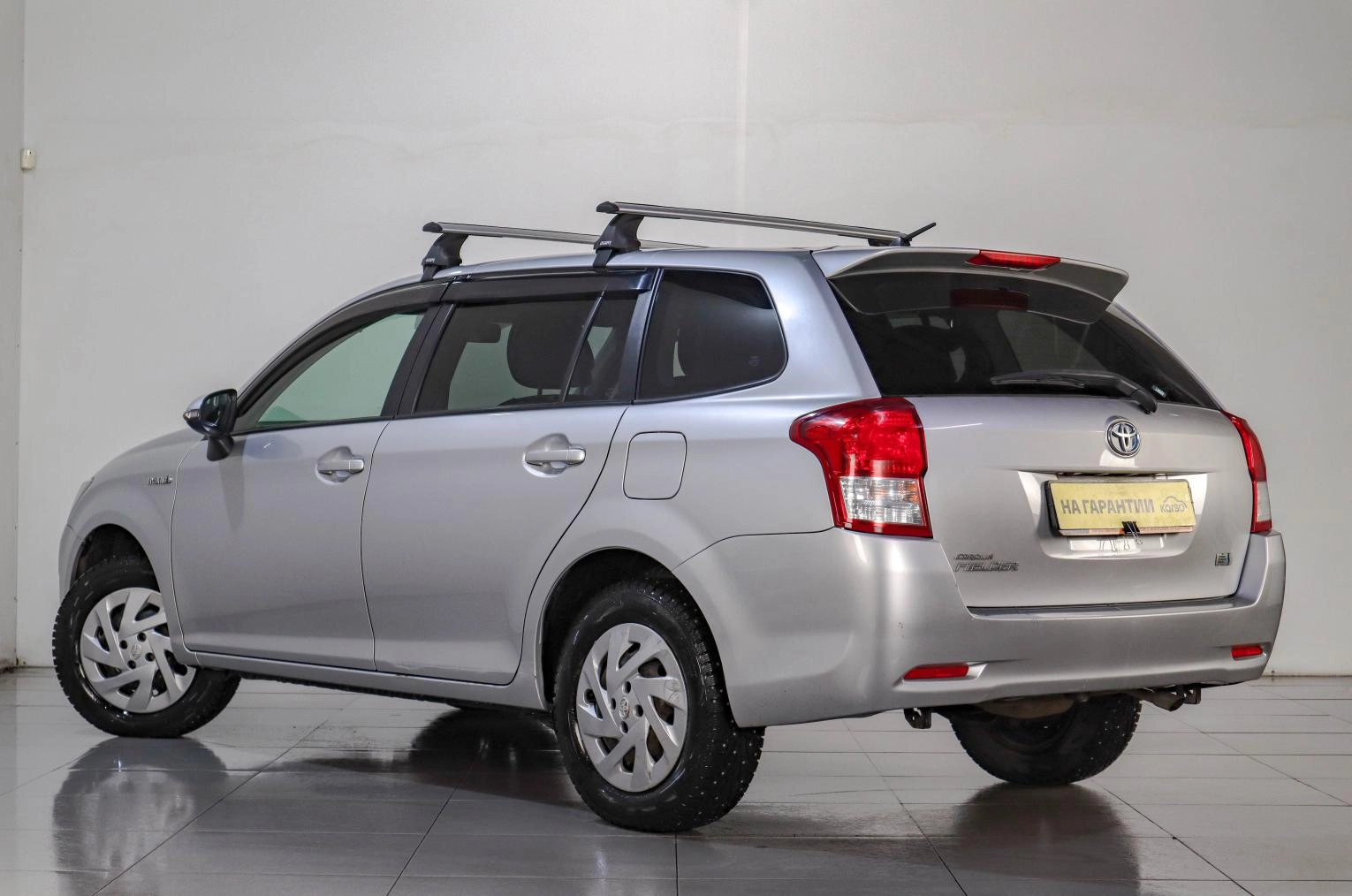 Toyota Corolla Fielder 4 из 19