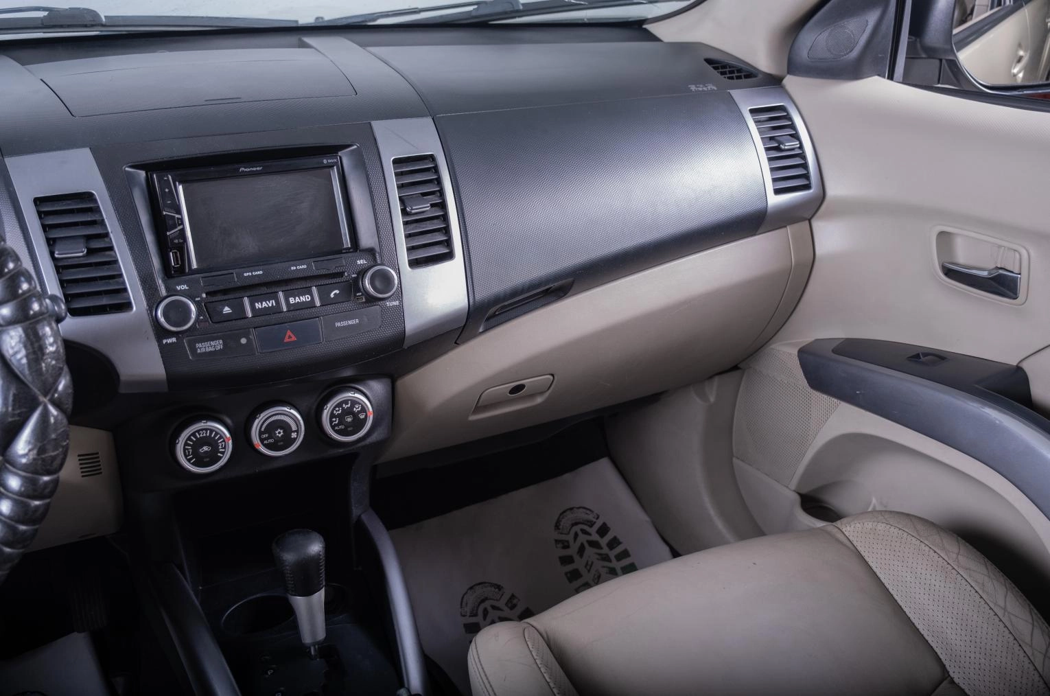 Mitsubishi Outlander 12 из 16