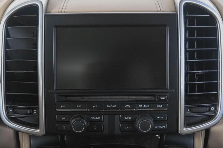 Porsche Cayenne 20 из 27