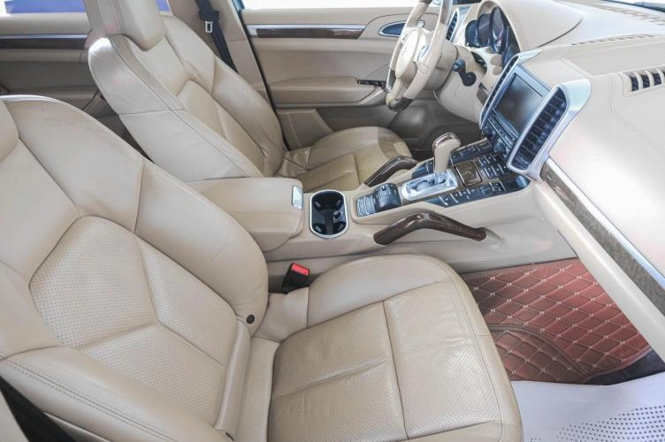 Porsche Cayenne 11 из 27