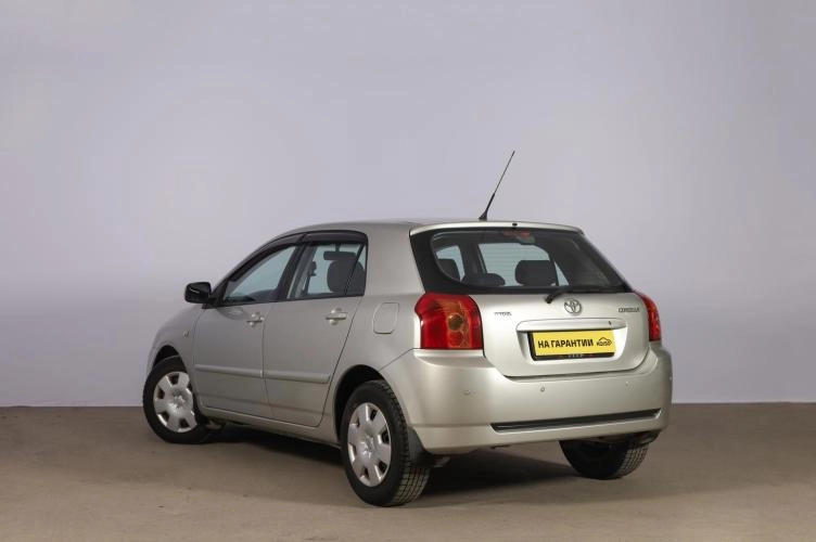 Toyota Corolla 6 из 6