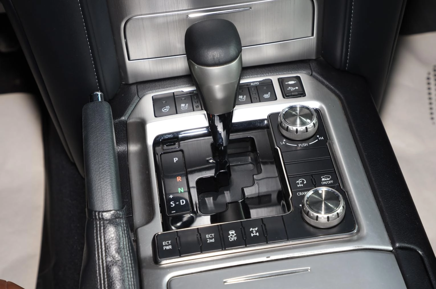 Toyota Land Cruiser 17 из 21