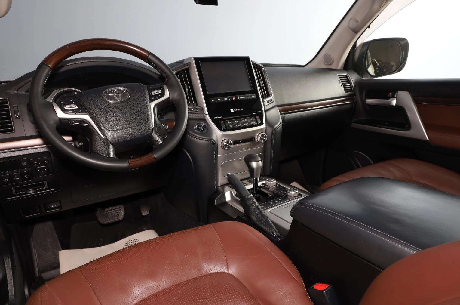 Toyota Land Cruiser 9 из 21