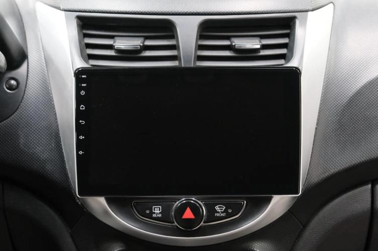 Hyundai Solaris 17 из 25