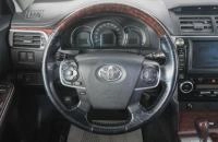 Toyota Camry 15 из 27