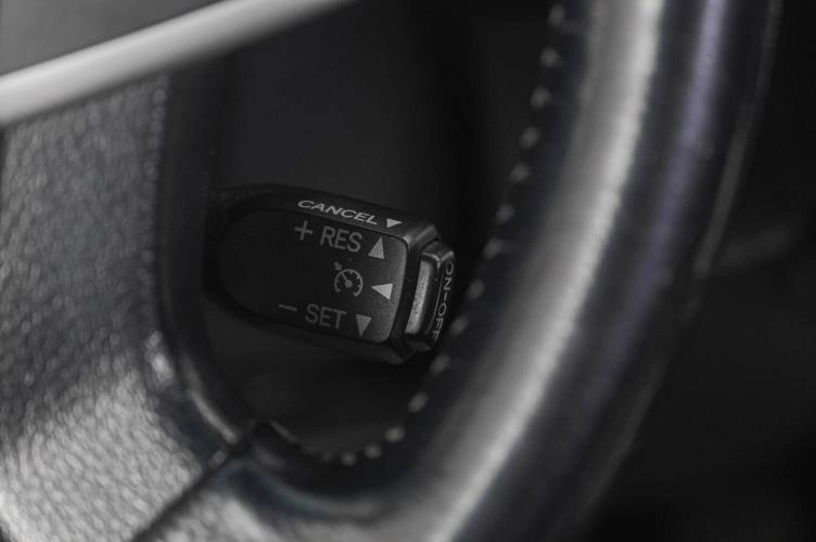 Toyota Camry 18 из 27