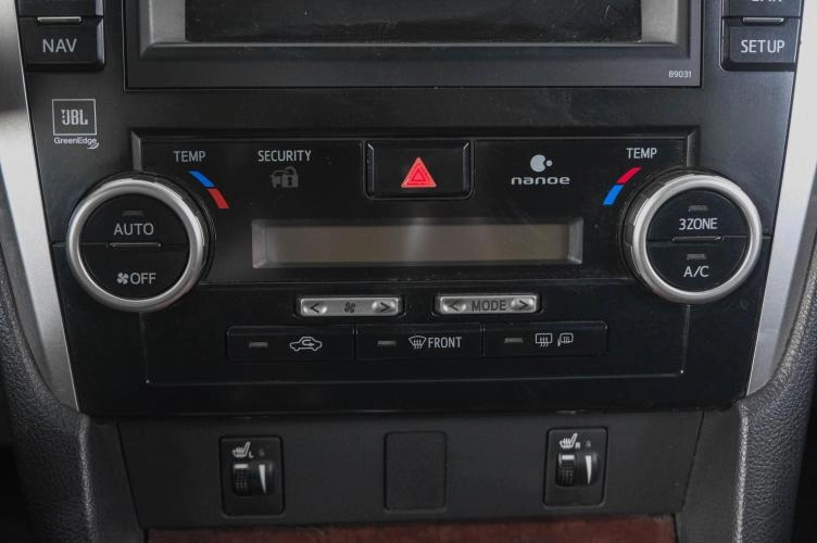 Toyota Camry 22 из 27