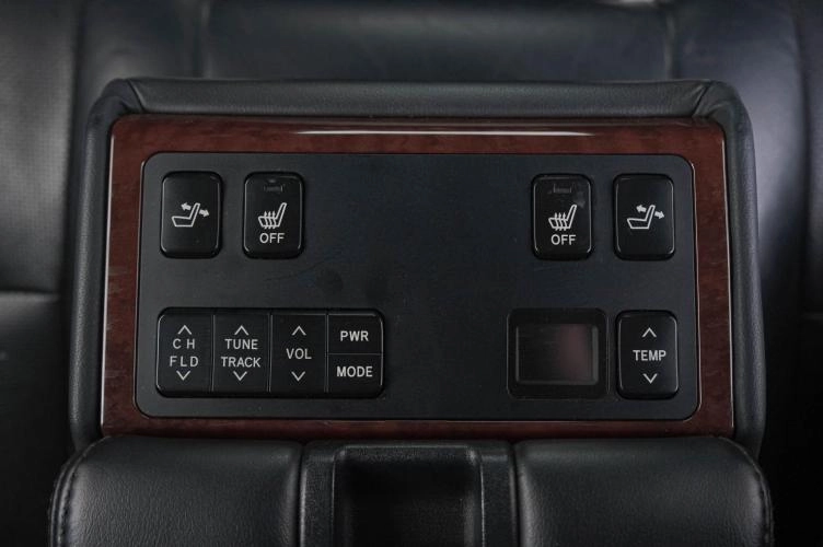 Toyota Camry 26 из 27