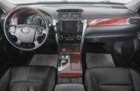 Toyota Camry 13 из 27