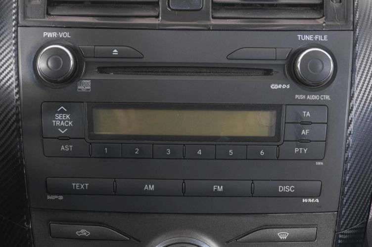 Toyota Corolla 17 из 19