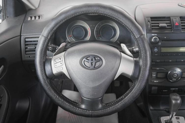 Toyota Corolla 14 из 19