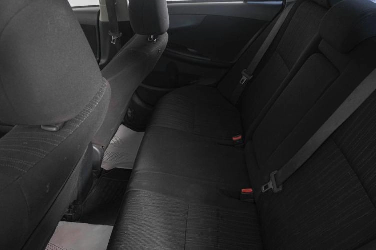 Toyota Corolla 8 из 19