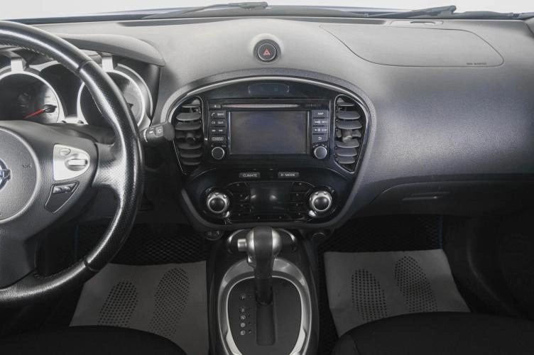 Nissan Juke 18 из 23