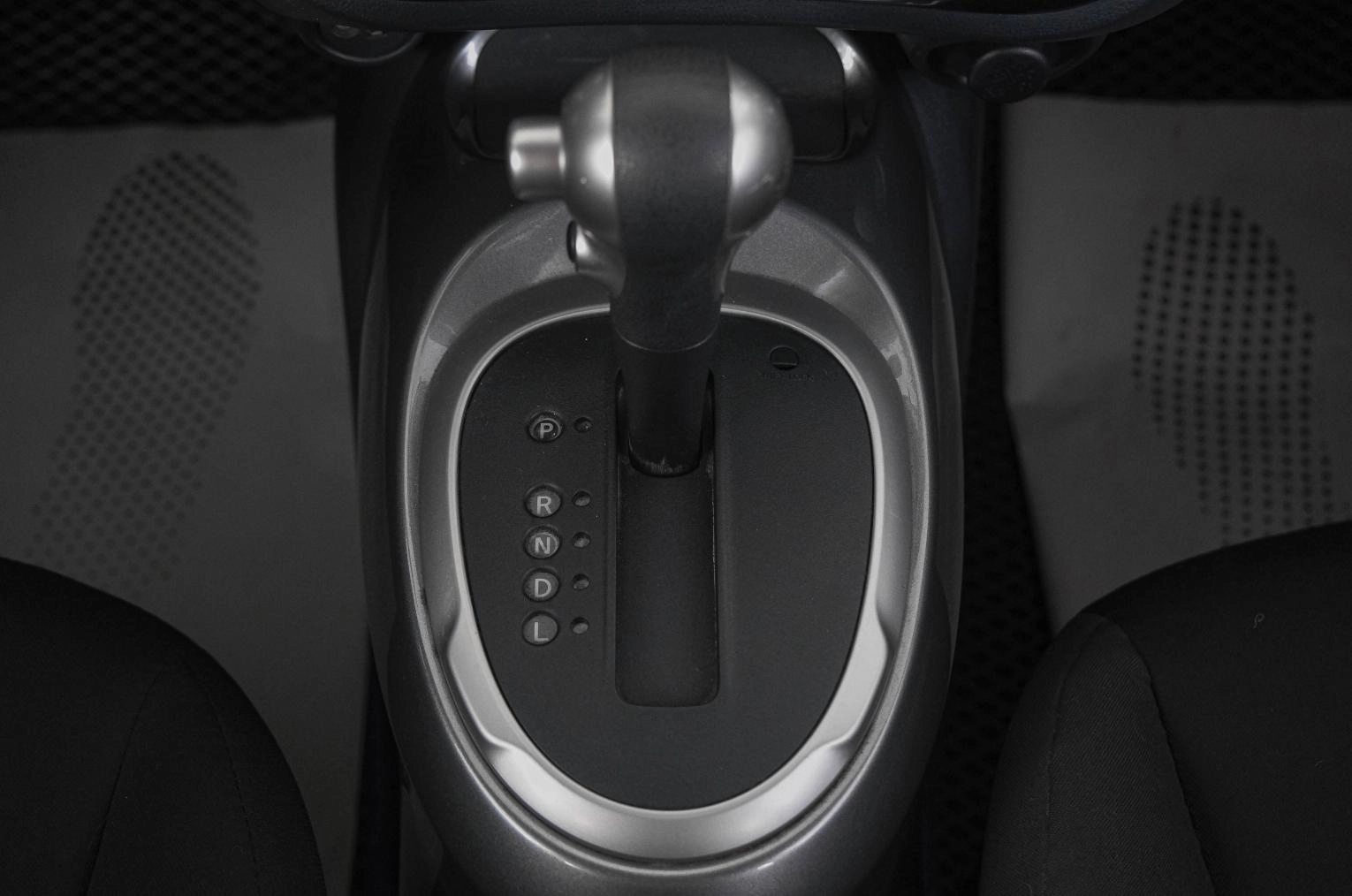 Nissan Juke 21 из 23