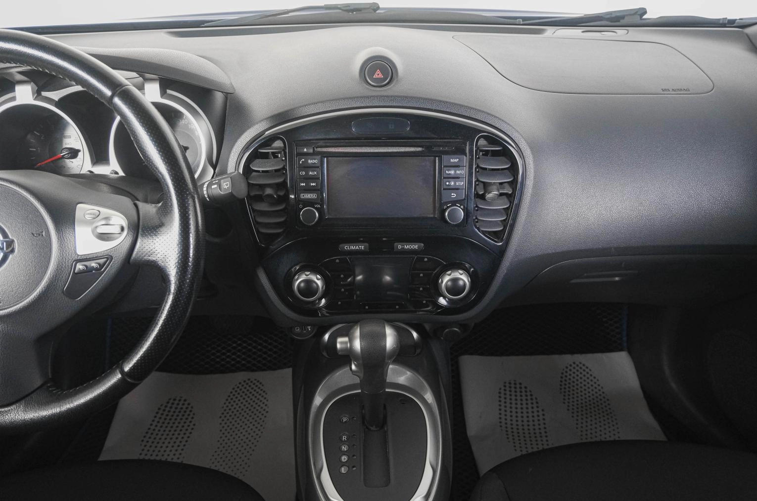 Nissan Juke 18 из 23