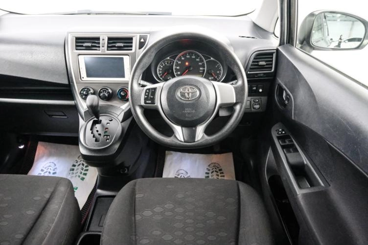 Toyota Ractis 14 из 22