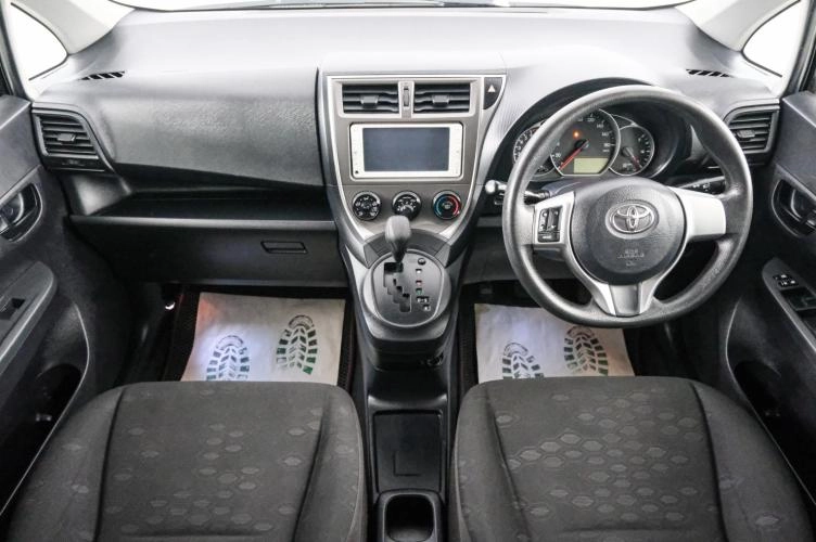 Toyota Ractis 10 из 22