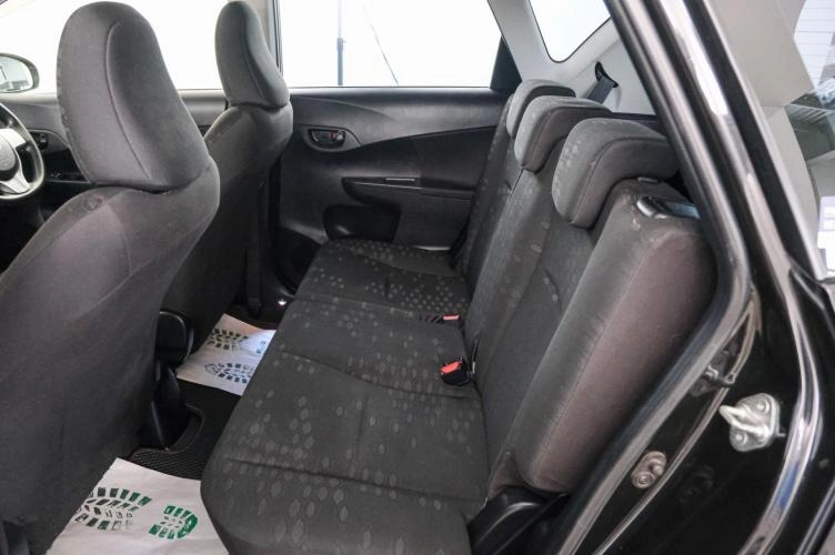 Toyota Ractis 21 из 22