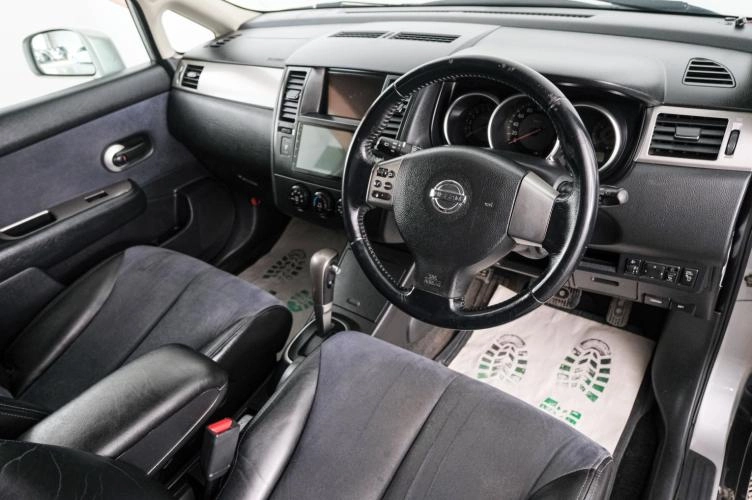 Nissan Tiida 8 из 21