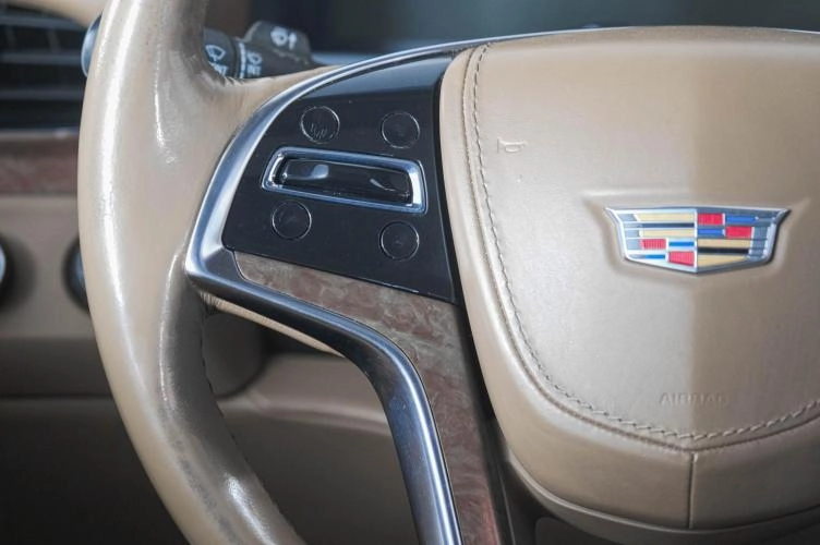 Cadillac Escalade 16 из 31