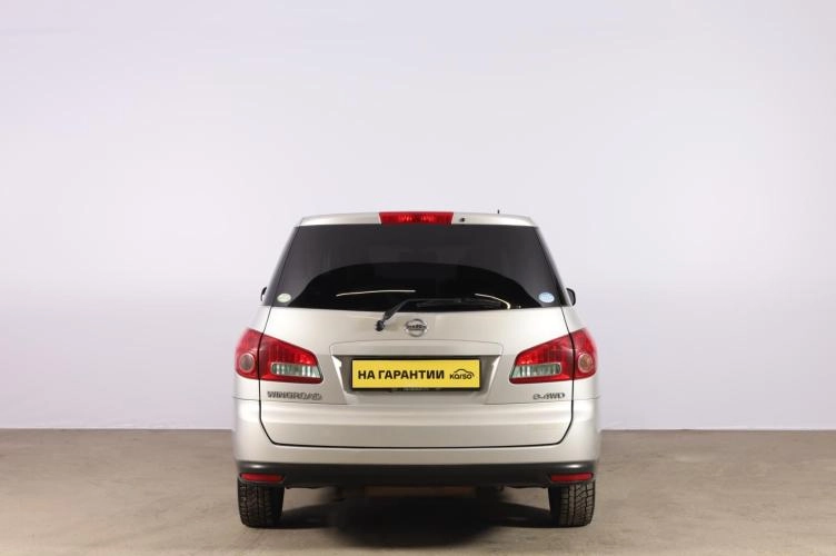 Nissan Wingroad 5 из 6