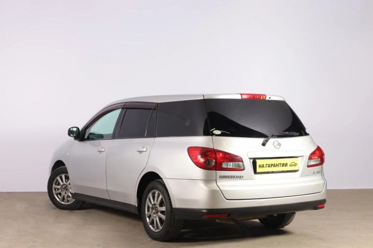 Nissan Wingroad 4 из 6