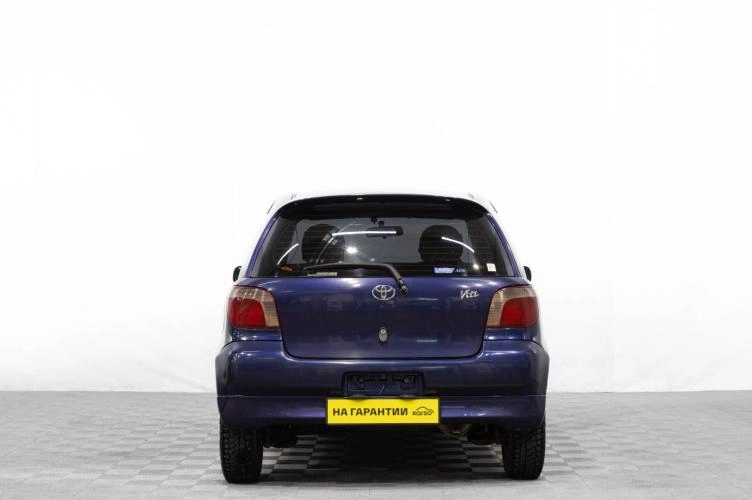 Toyota Vitz 5 из 6