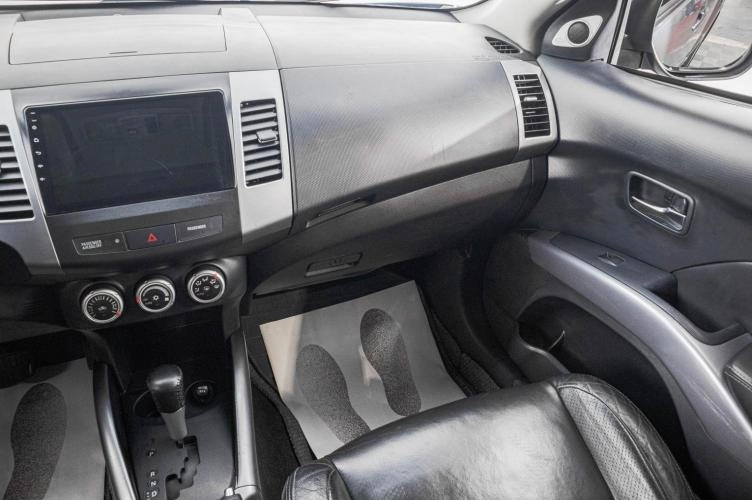Mitsubishi Outlander 24 из 29