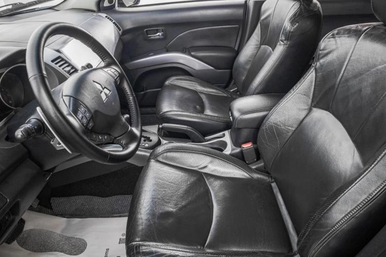 Mitsubishi Outlander 9 из 29