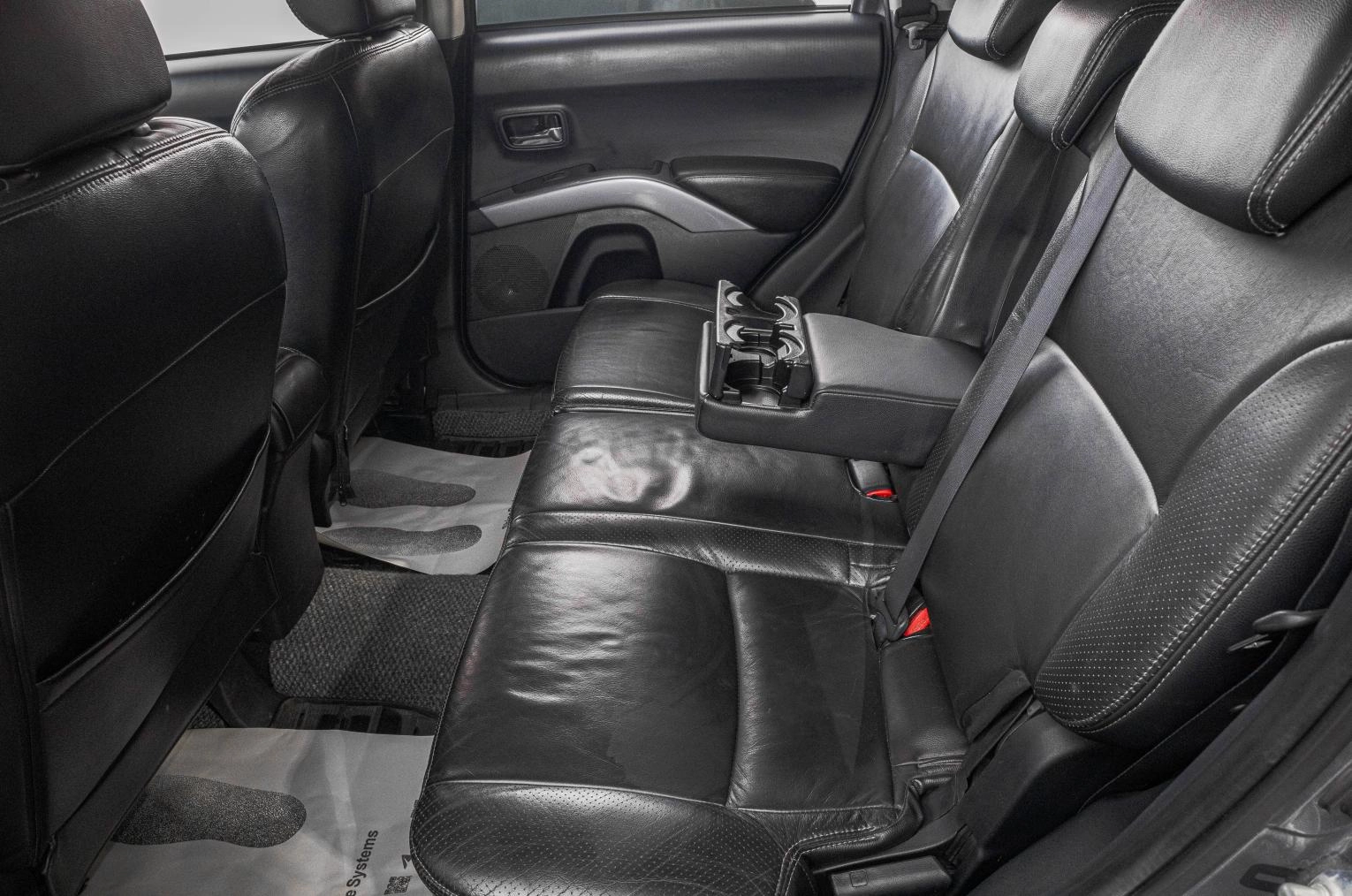 Mitsubishi Outlander 26 из 29