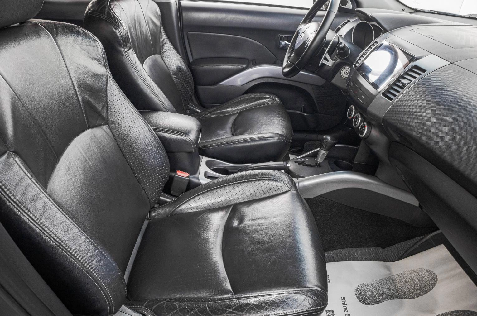 Mitsubishi Outlander 25 из 29