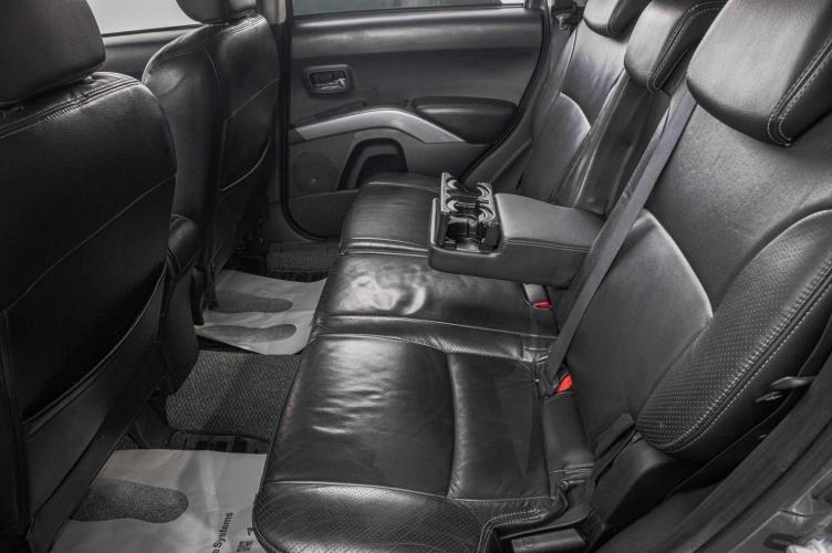 Mitsubishi Outlander 26 из 29