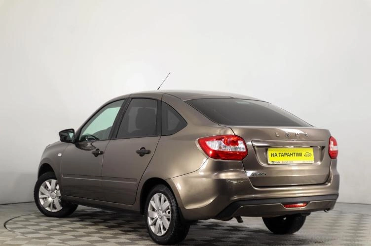 ВАЗ (LADA) Granta 6 из 6