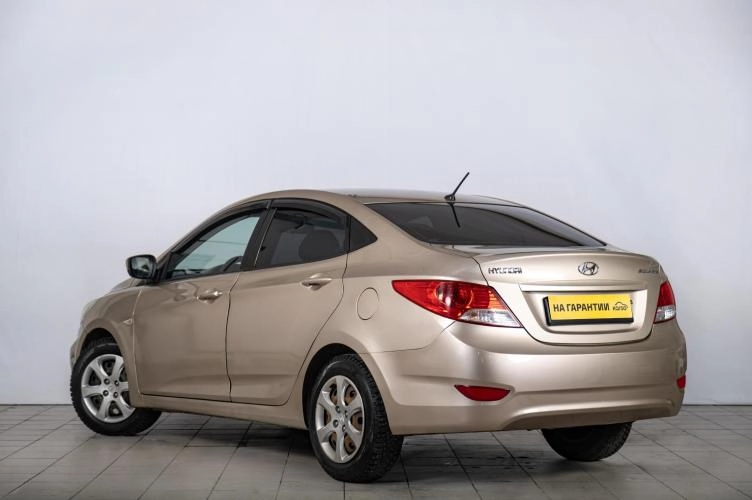 Hyundai Solaris 5 из 6