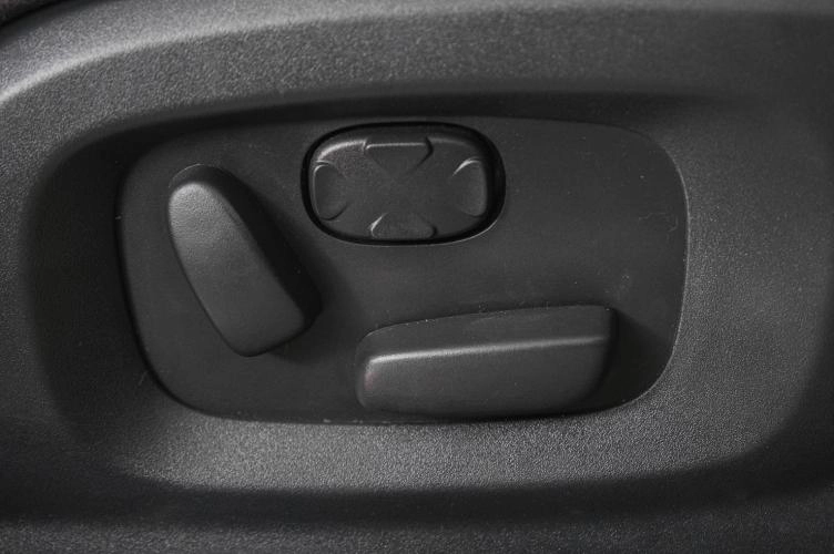 Jaguar XF 23 из 25