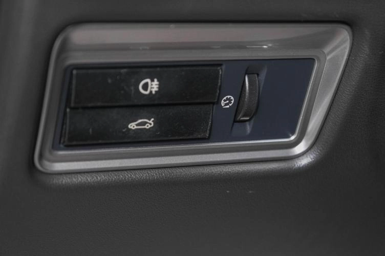 Jaguar XF 21 из 25