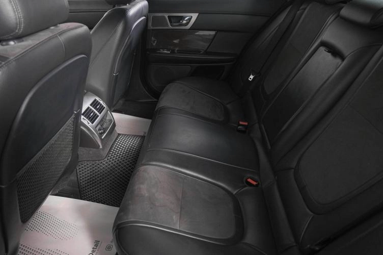 Jaguar XF 9 из 25