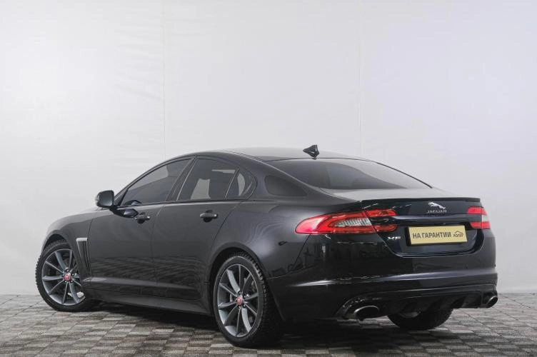 Jaguar XF 4 из 6