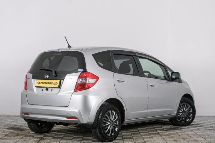Honda Fit 6 из 6