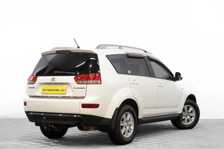 Citroen C-Crosser 4 из 6