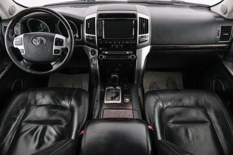 Toyota Land Cruiser 10 из 23