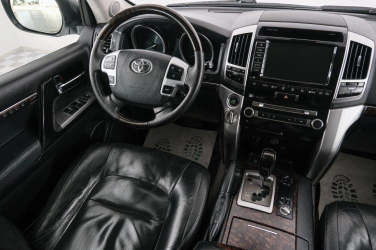 Toyota Land Cruiser 9 из 23