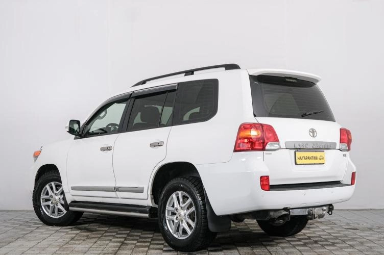 Toyota Land Cruiser 4 из 5