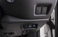 Toyota C-HR 18 из 22